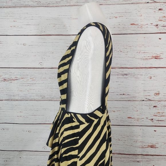 TOPSHOP Black And Tan Zebra Print Pinafore Dress Size 8 - Picture 4 of 7